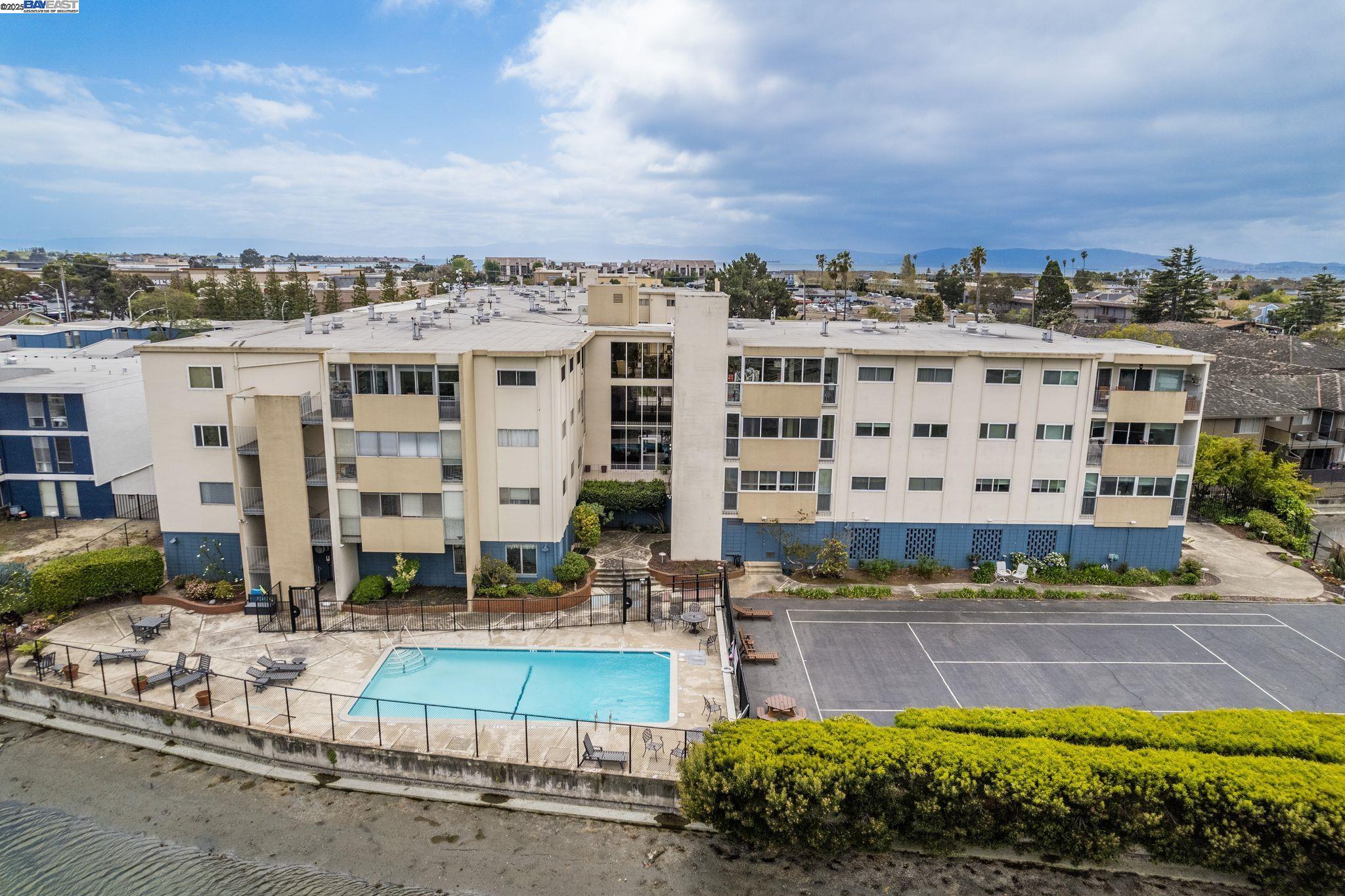 2137 Otis Dr # 107