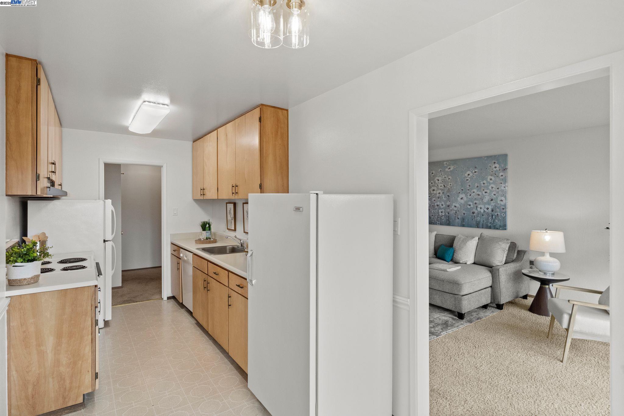 2137 Otis Dr # 107