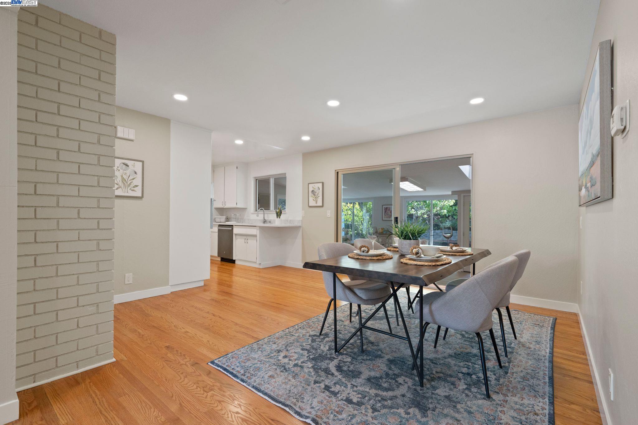 2371 Mallard Dr