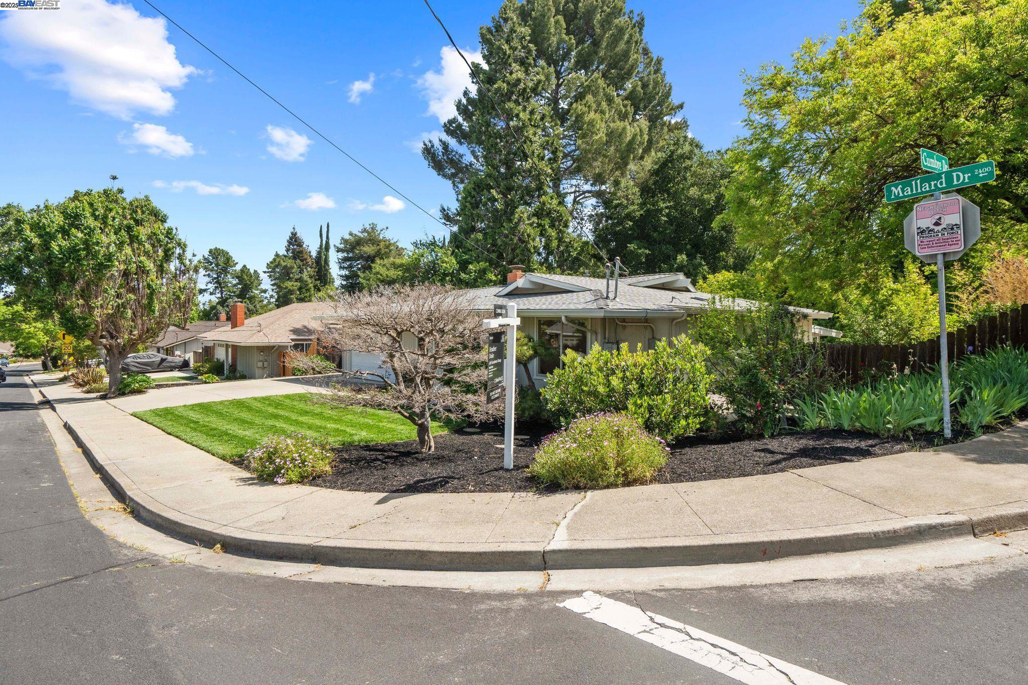 2371 Mallard Dr