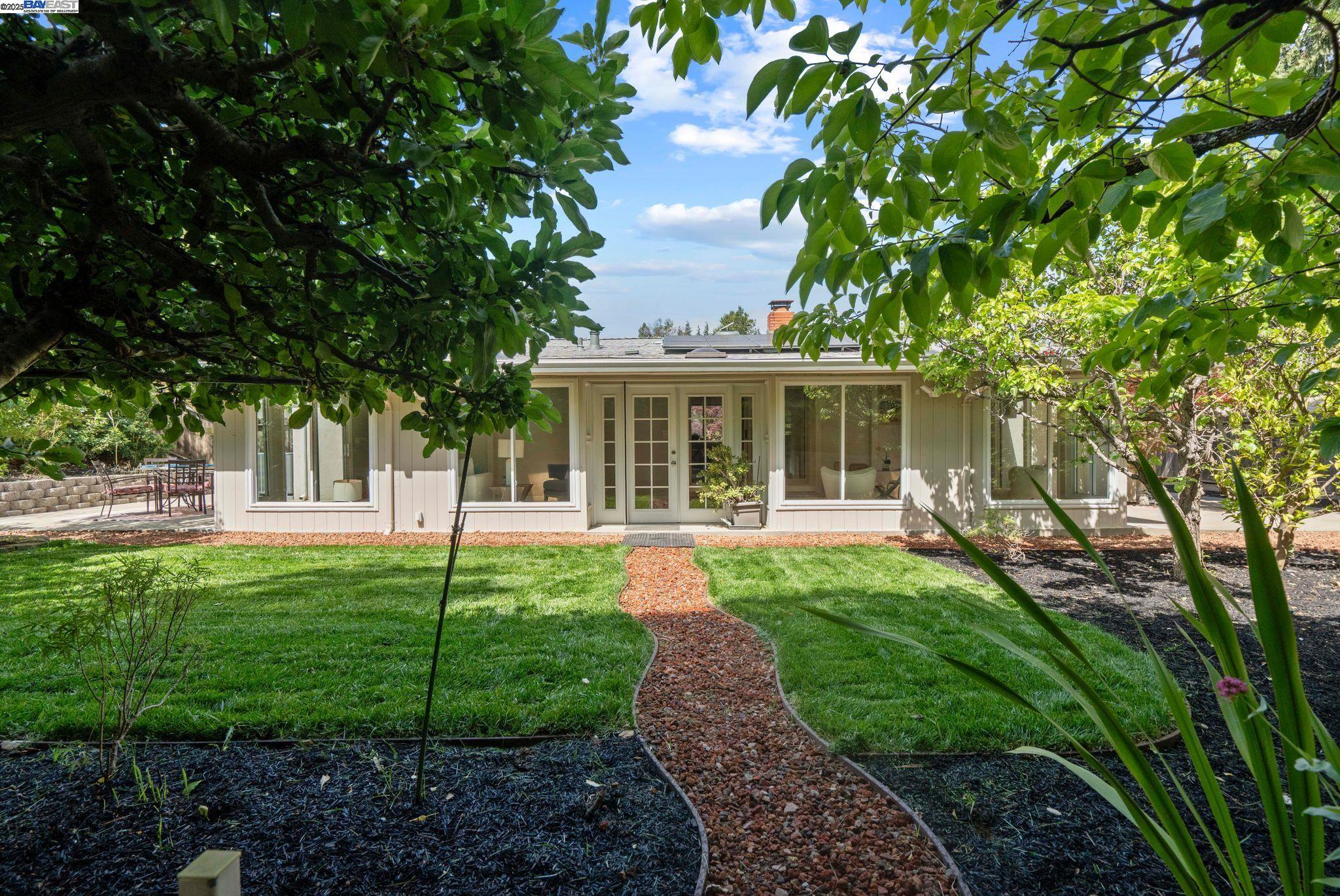 2371 Mallard Dr