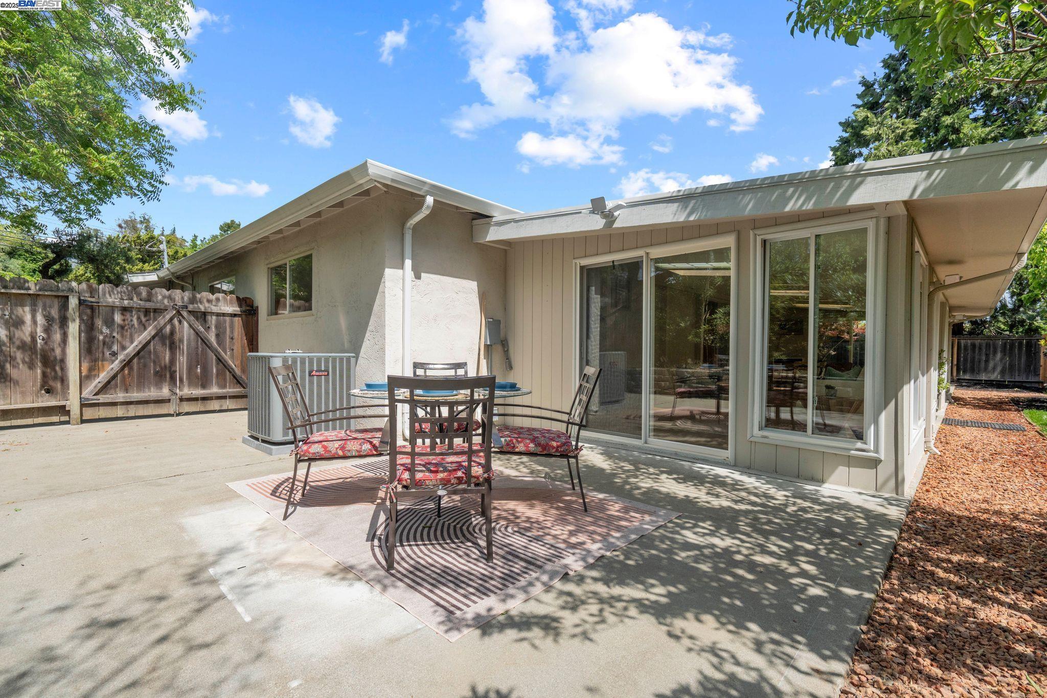 2371 Mallard Dr