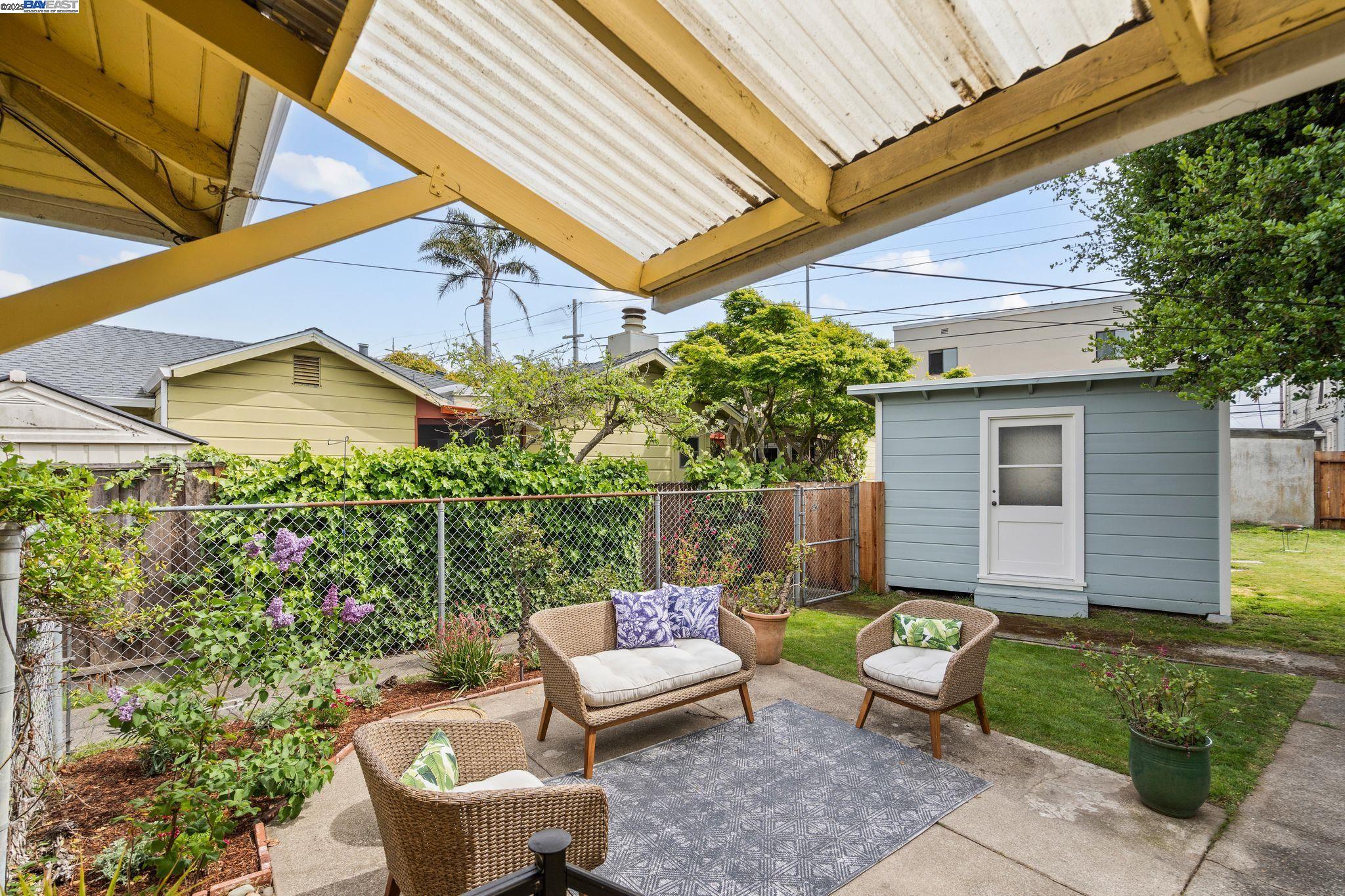 218 Cypress St.