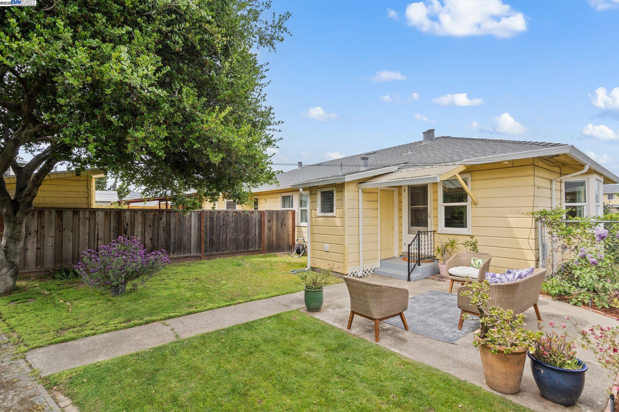218 Cypress St.