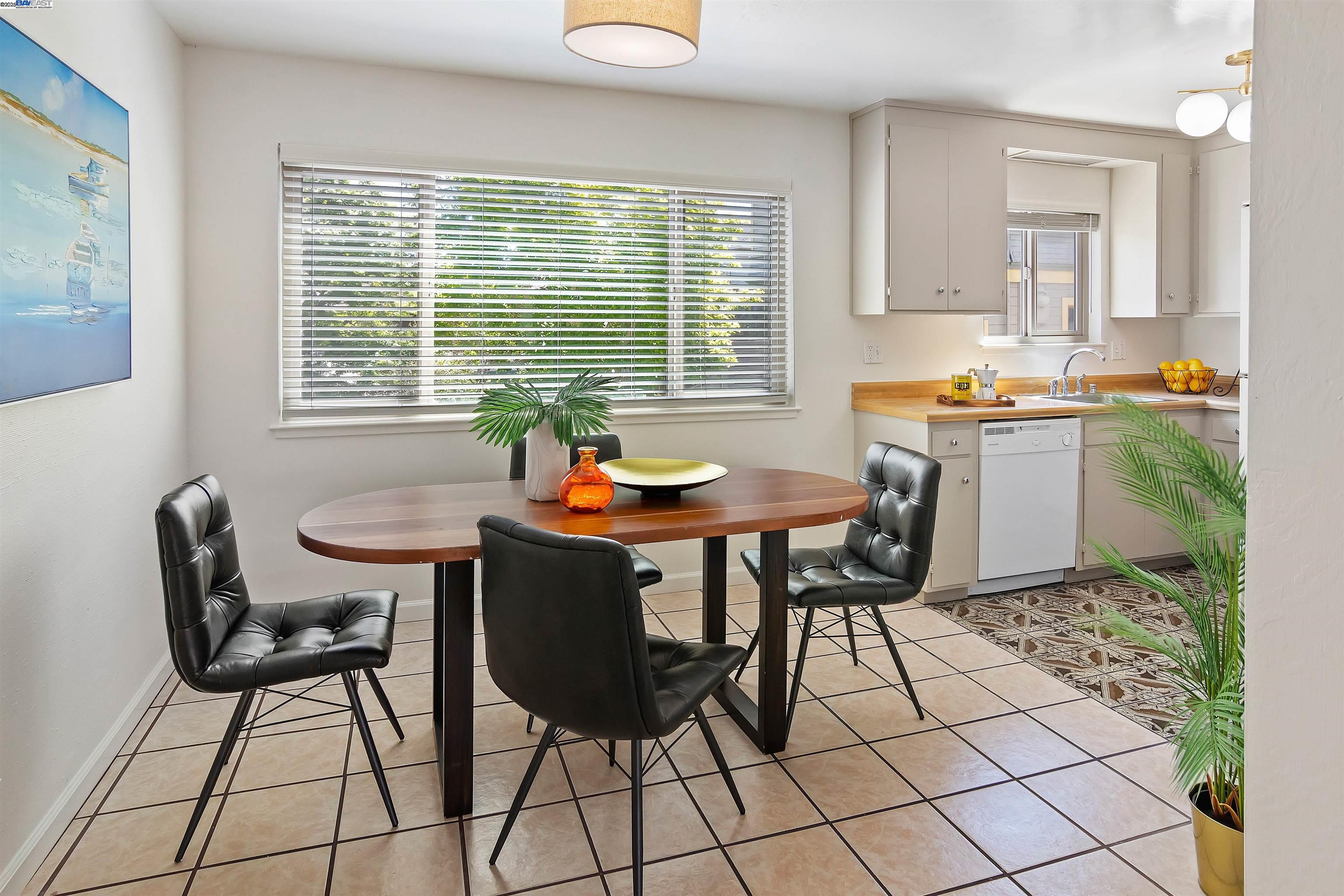 2133 Santa Clara Ave # 214