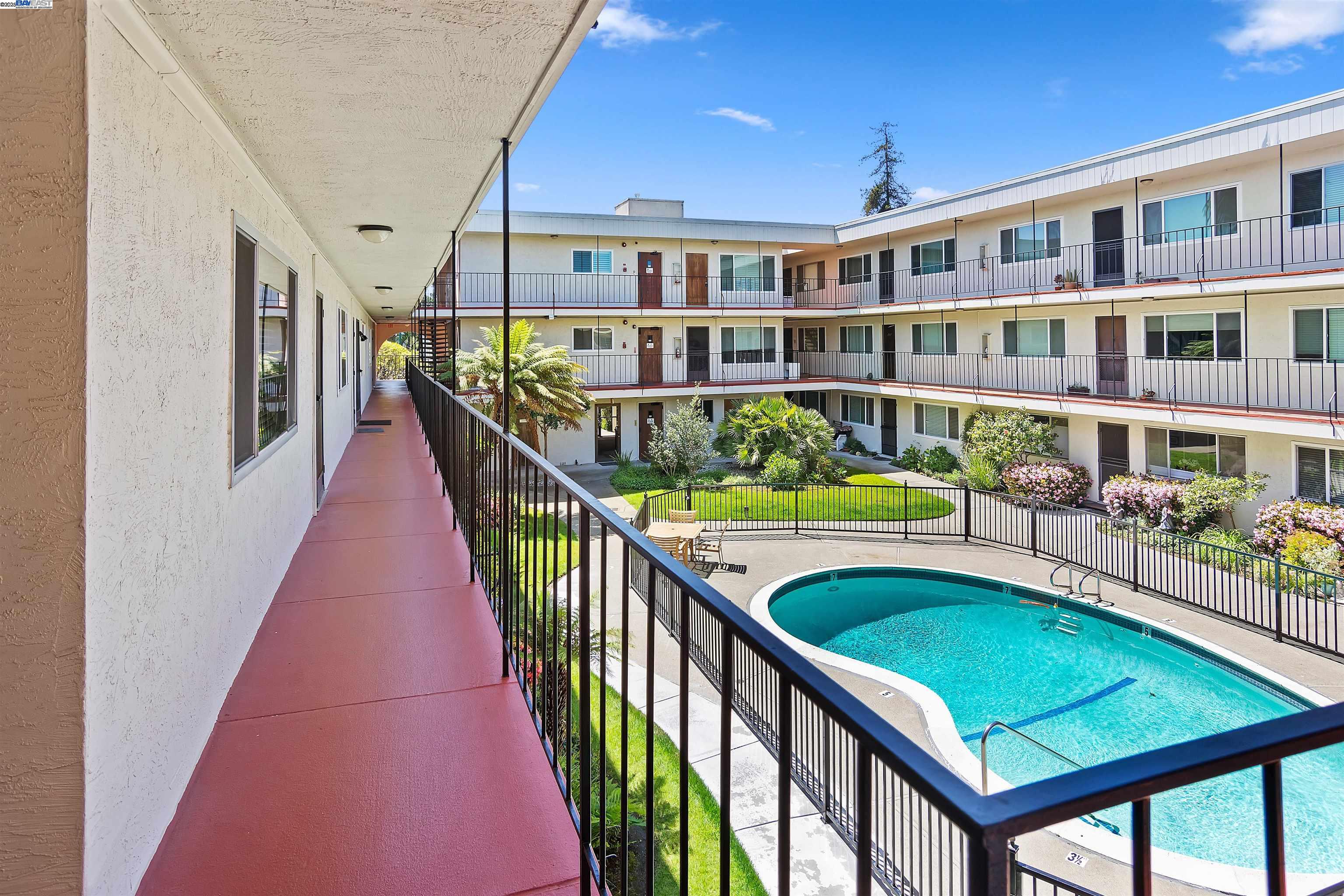 2133 Santa Clara Ave # 214