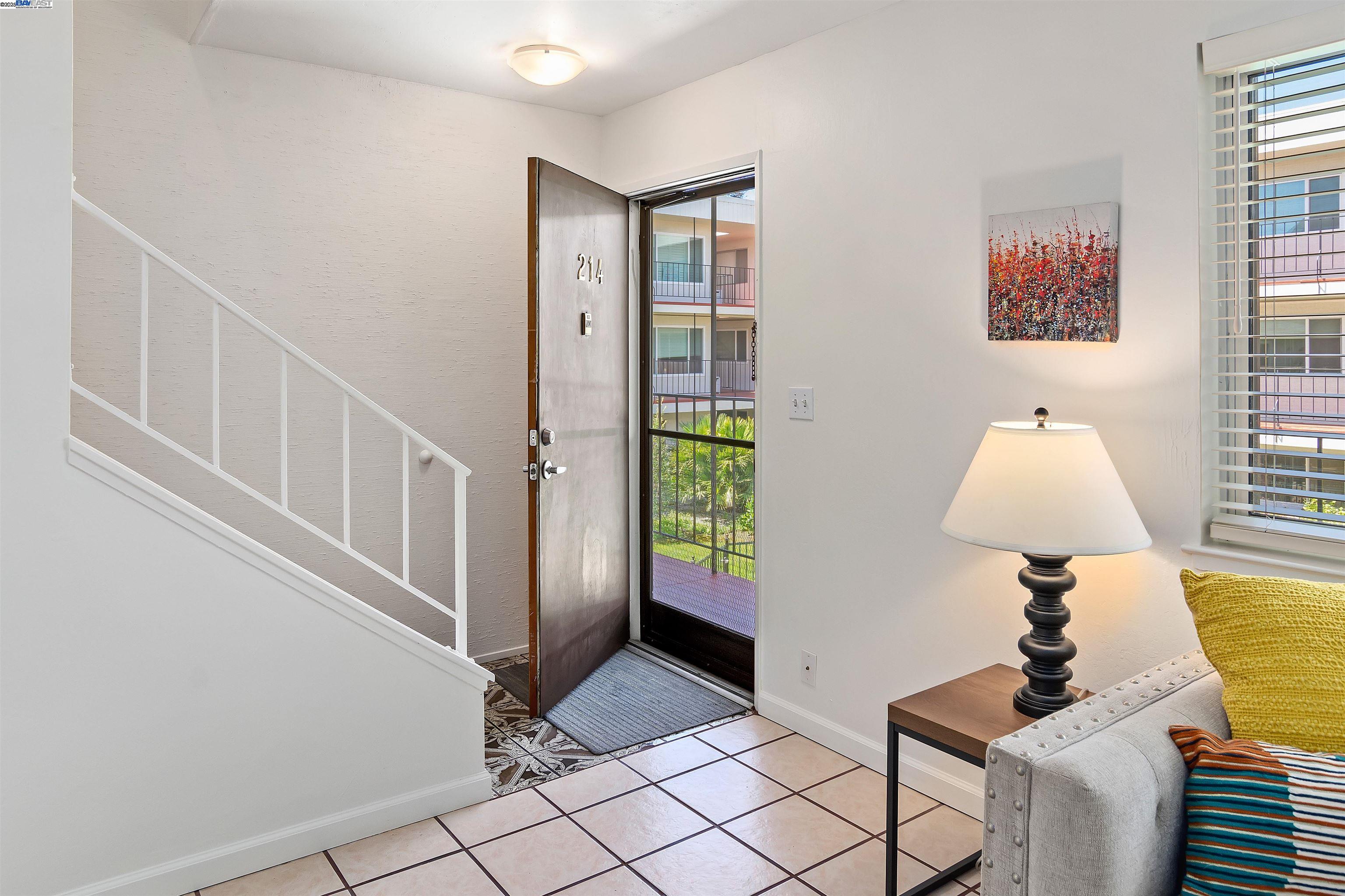 2133 Santa Clara Ave # 214