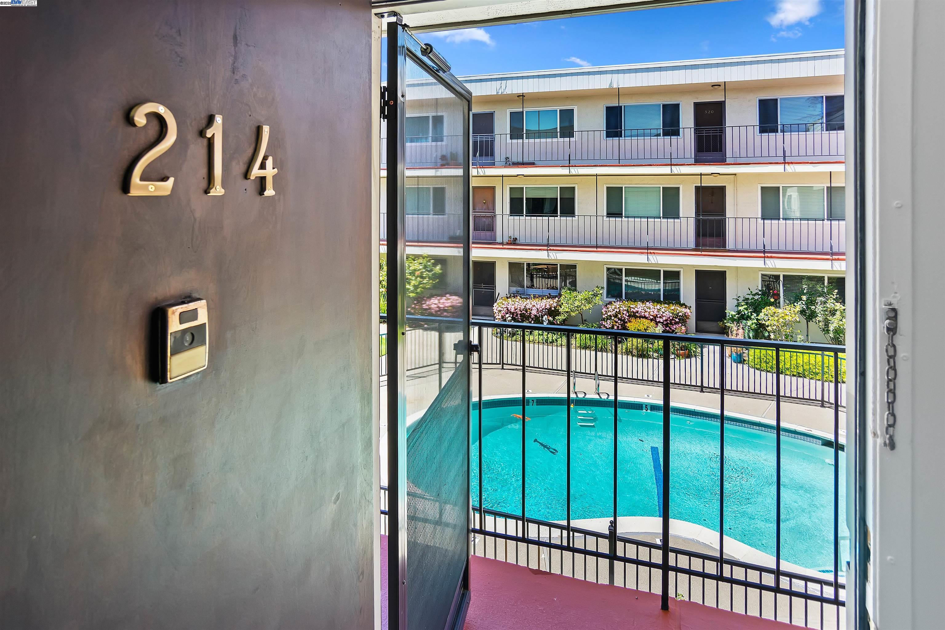 2133 Santa Clara Ave # 214