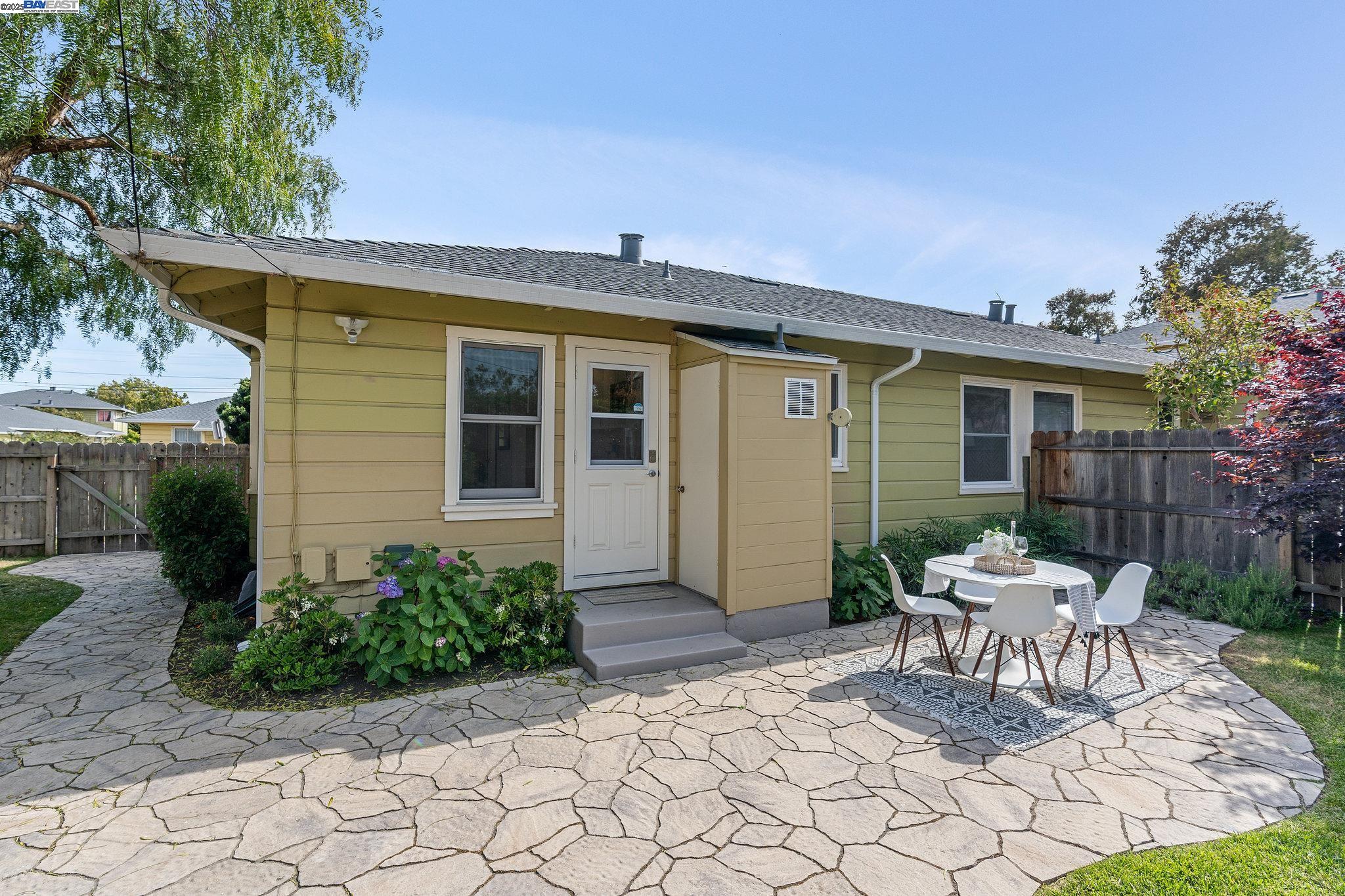 107 Cypress Street
