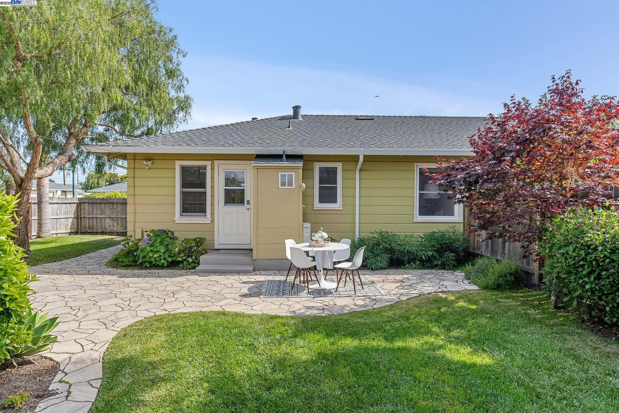 107 Cypress Street