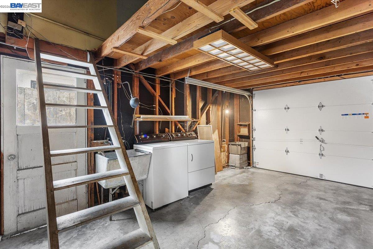 4105 Branson Dr