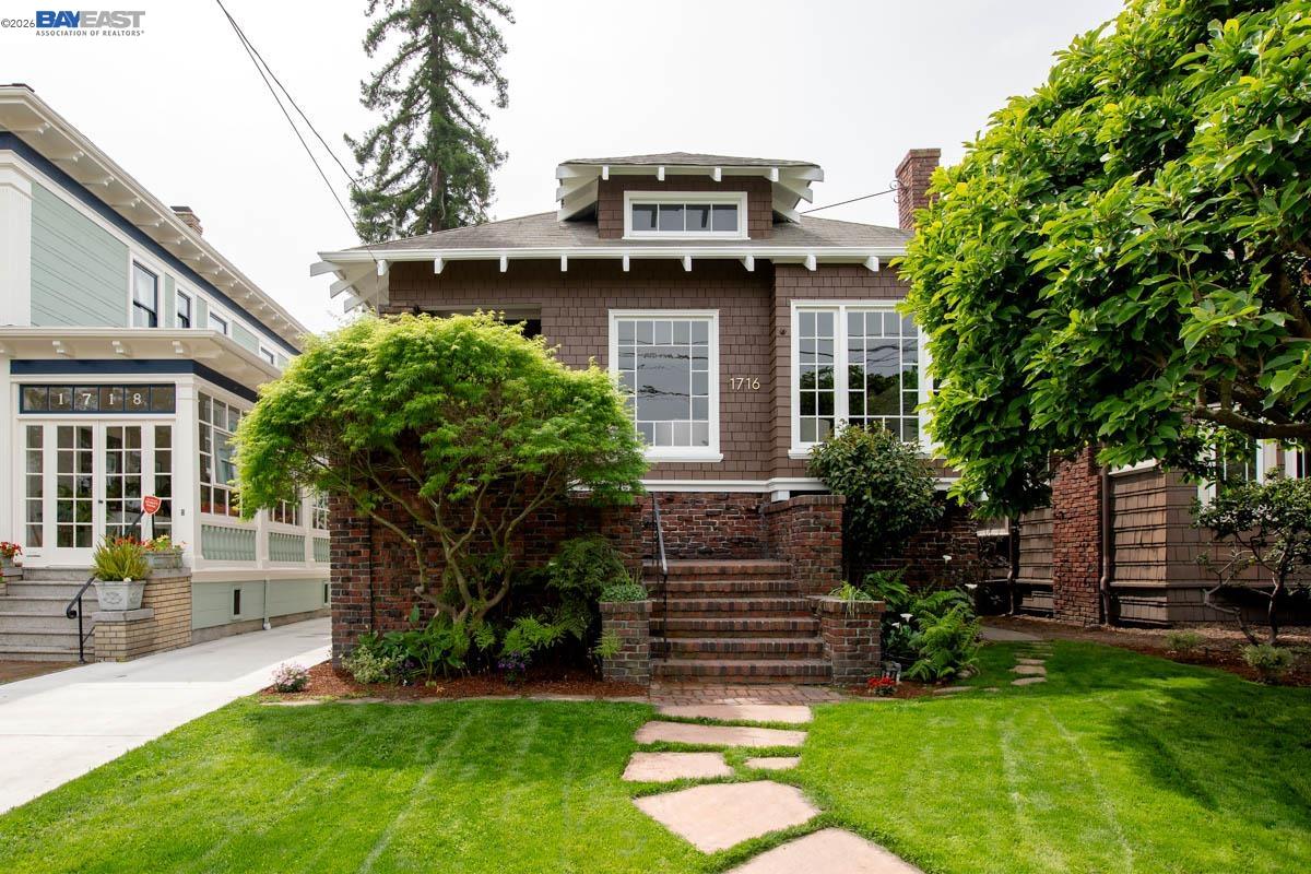 1716 Santa Clara Ave