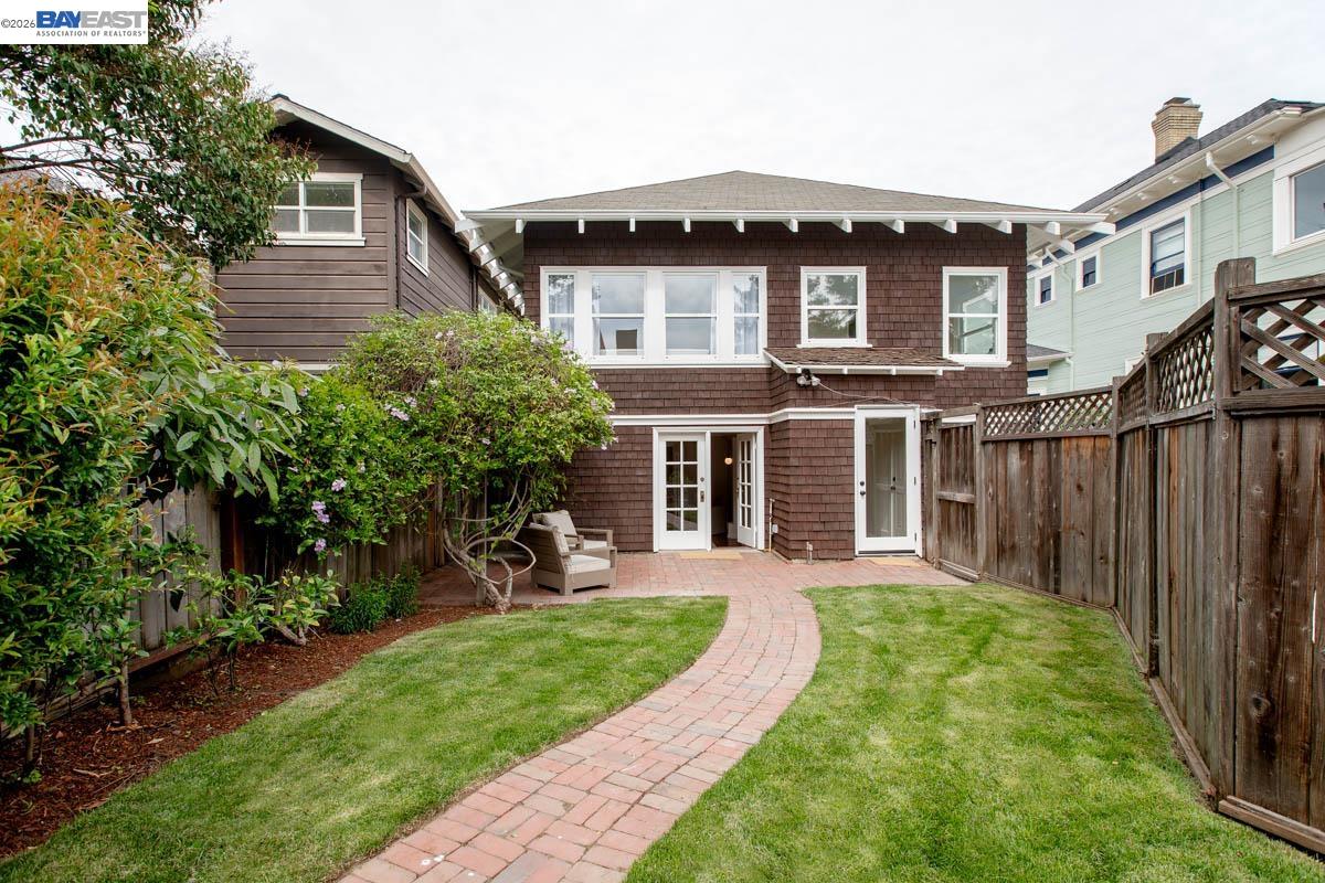 1716 Santa Clara Ave