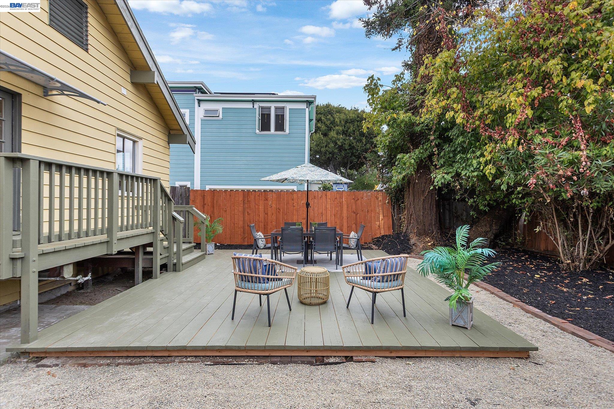 1410 PEARL ST.
