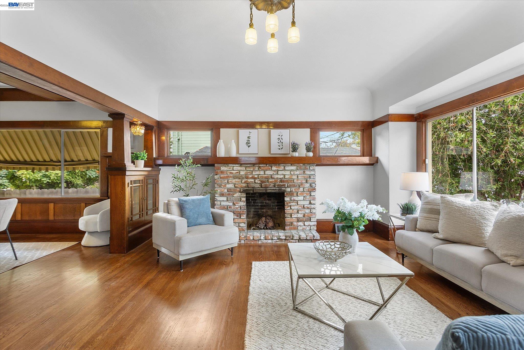 1410 PEARL ST.