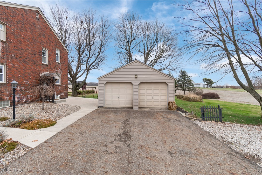 4464 Kemary Avenue SW