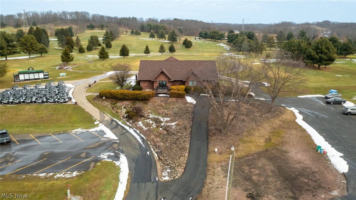 1130 Meadowbrook Lane NE