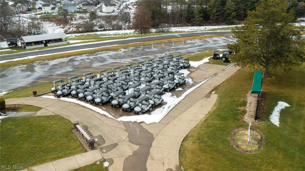 1130 Meadowbrook Lane NE