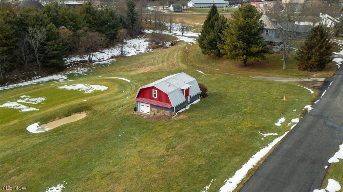 1130 Meadowbrook Lane NE