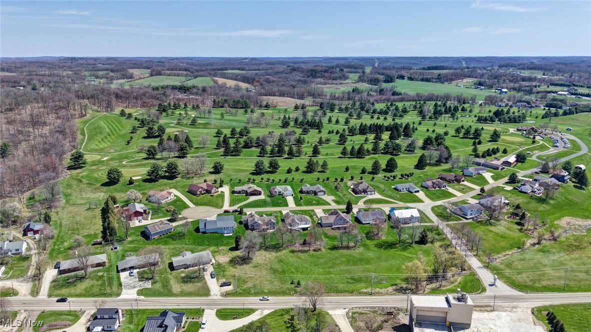 1130 Meadowbrook Lane NE