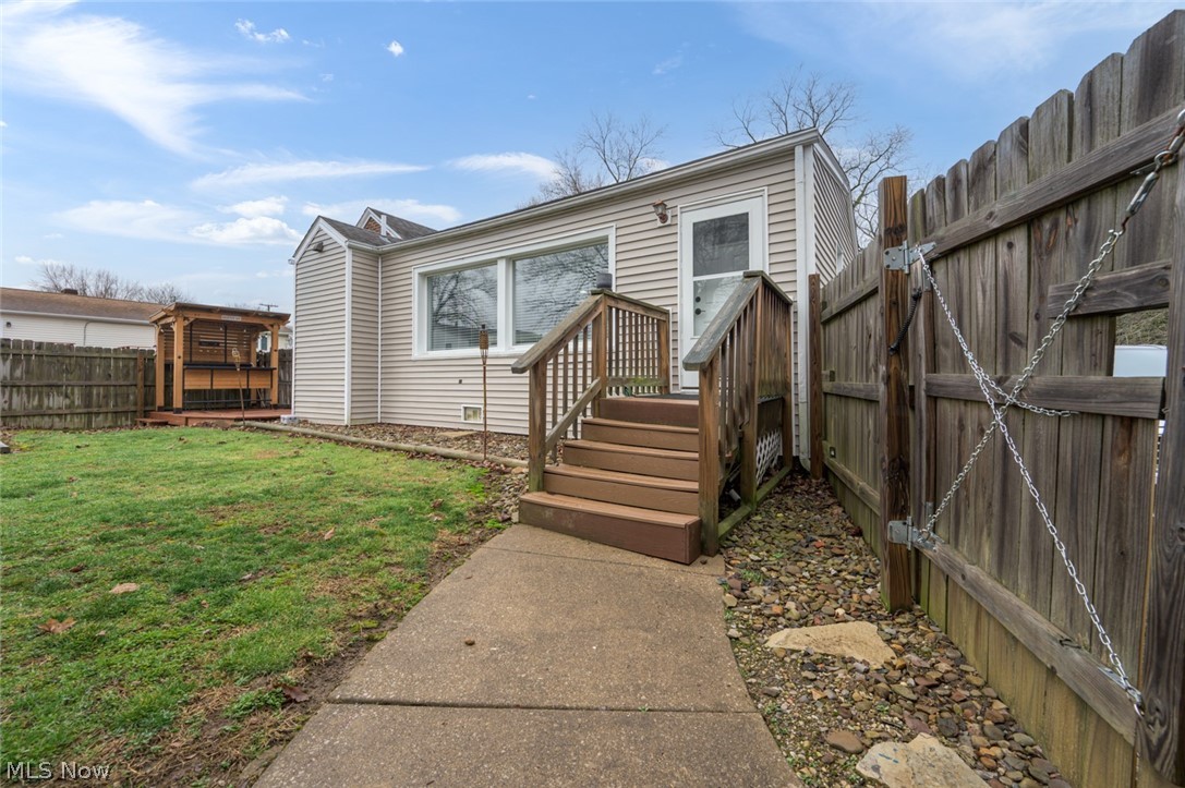 1402 S Chapel Street