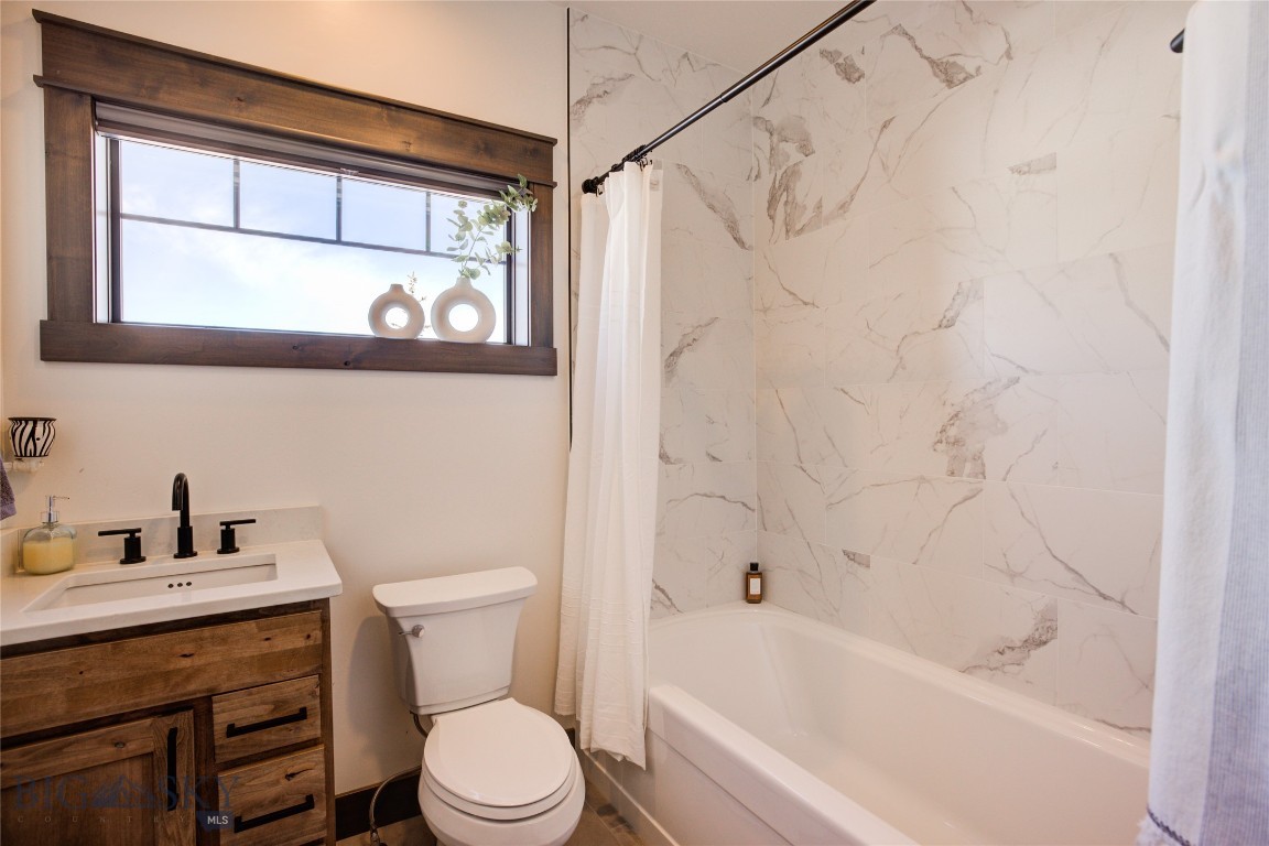 7 Soaring Eagle Road