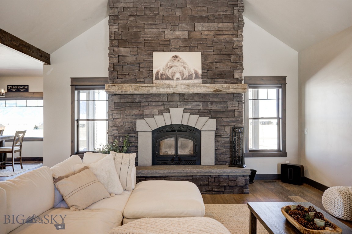 7 Soaring Eagle Road