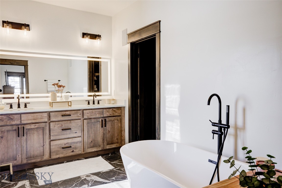 7 Soaring Eagle Road