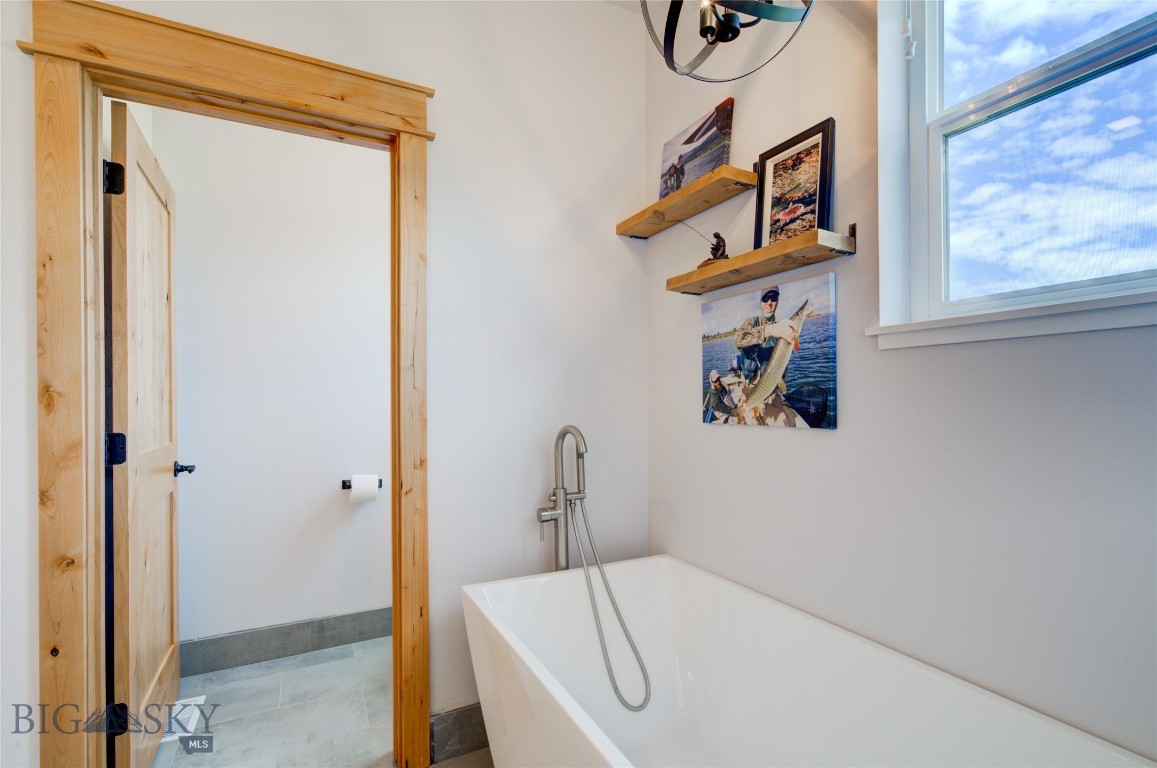 6 Ramshorn Mtn Court