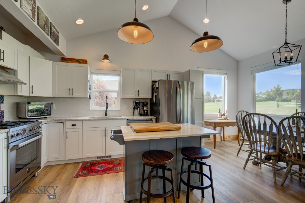 6 Ramshorn Mtn Court