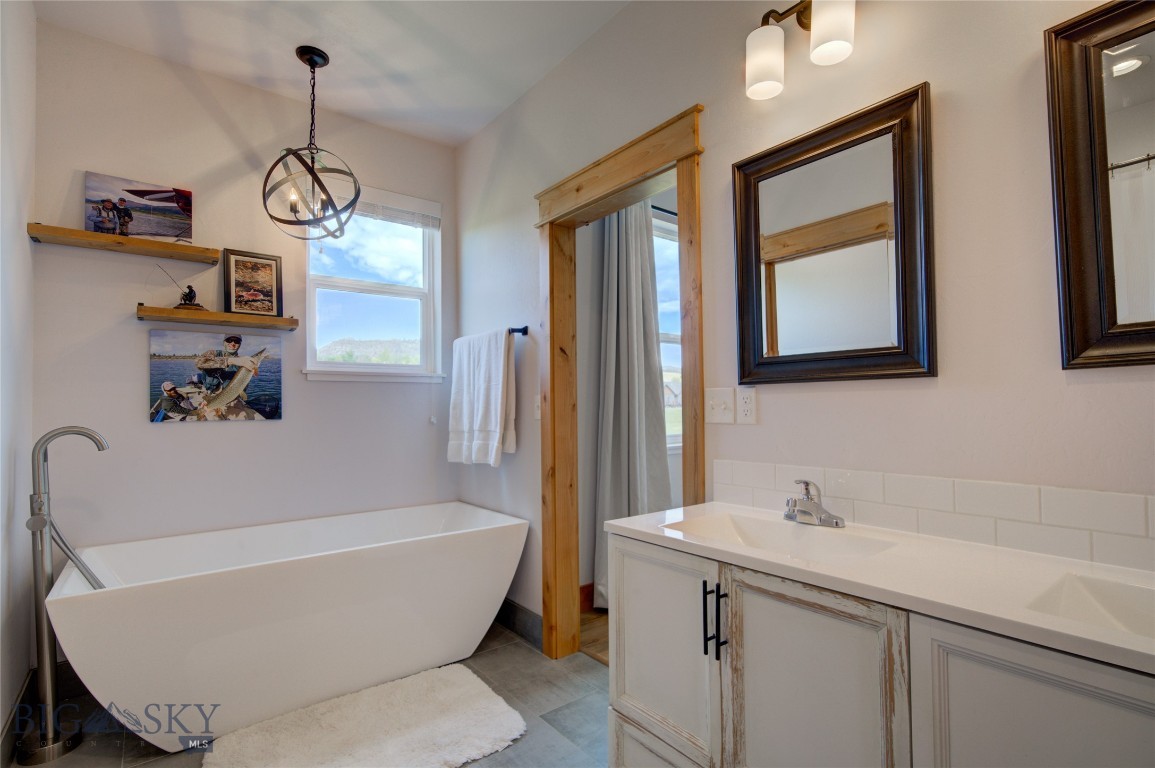 6 Ramshorn Mtn Court