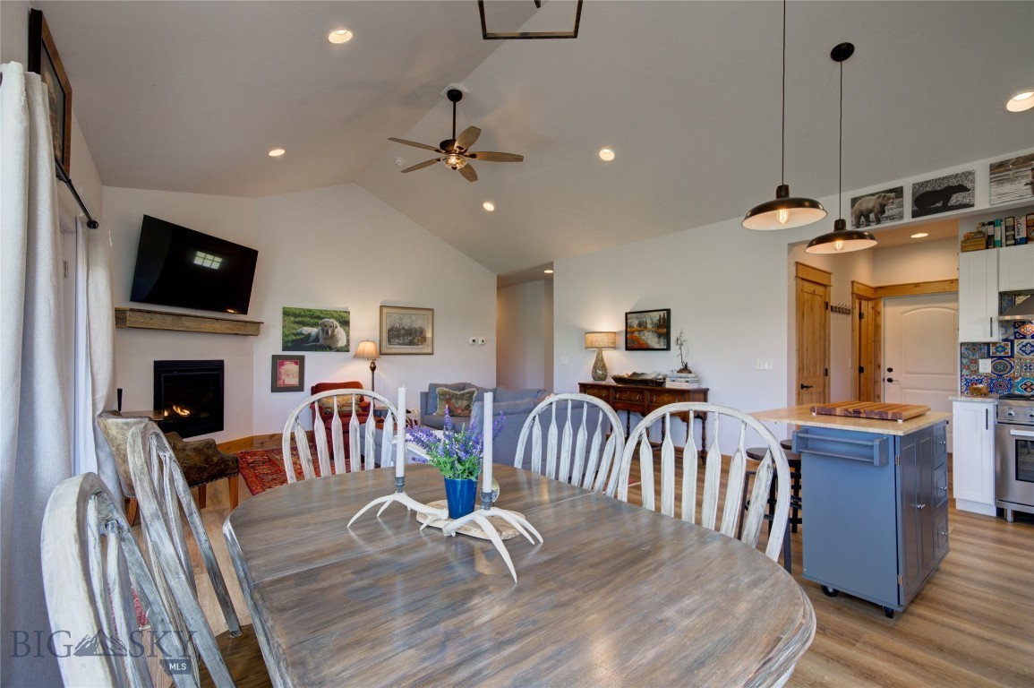 6 Ramshorn Mtn Court