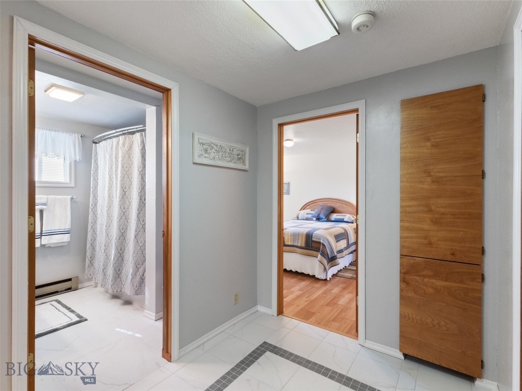 101 E Armitage Street