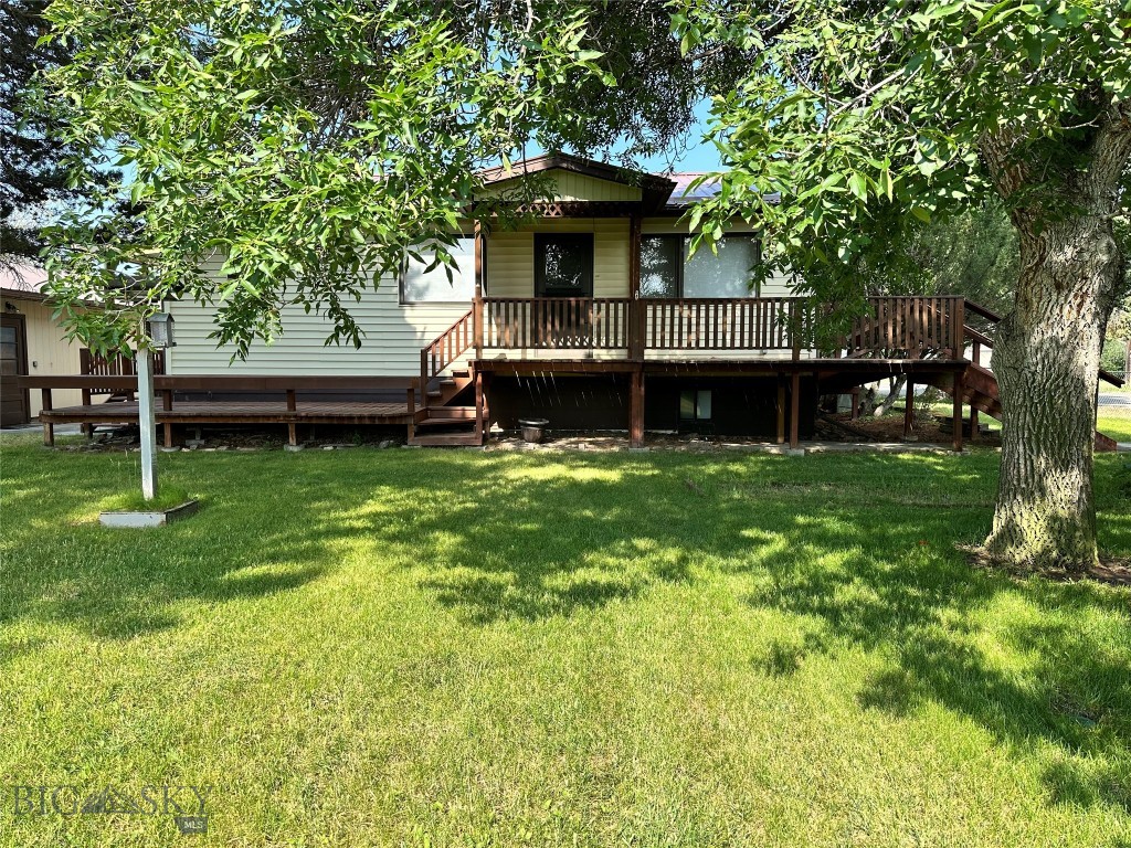 101 E Armitage Street