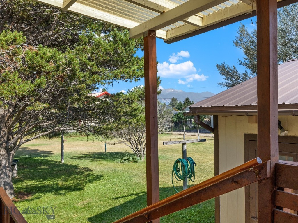 101 E Armitage Street