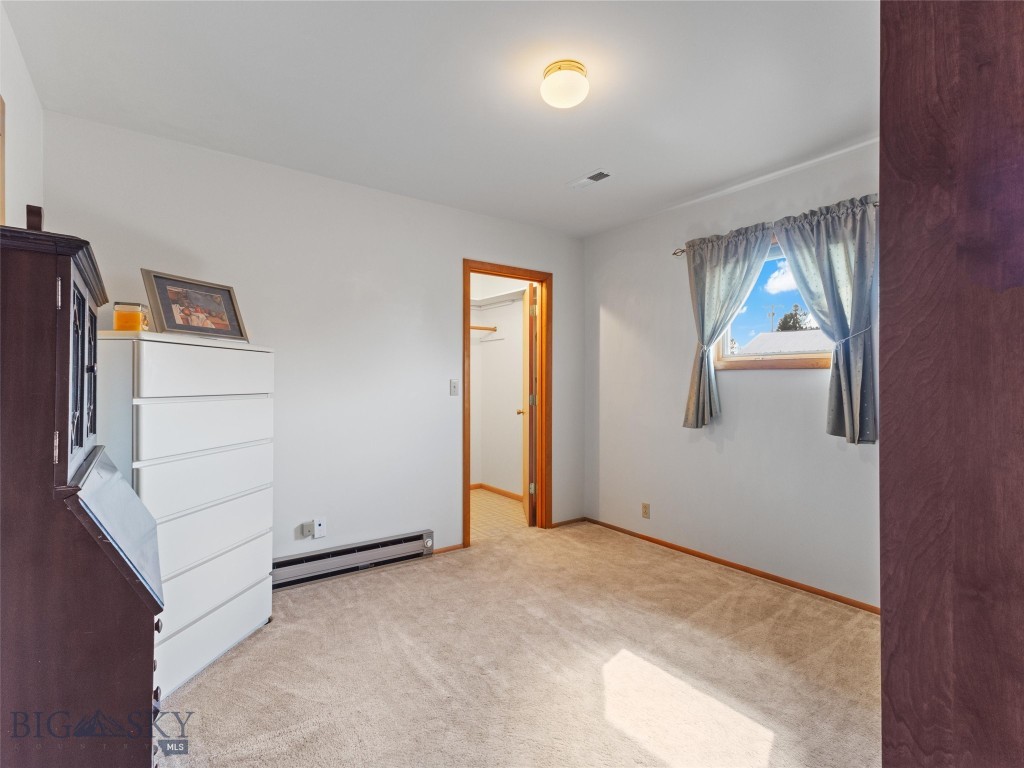 101 E Armitage Street