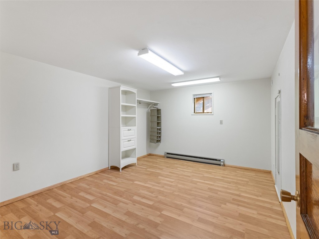 101 E Armitage Street