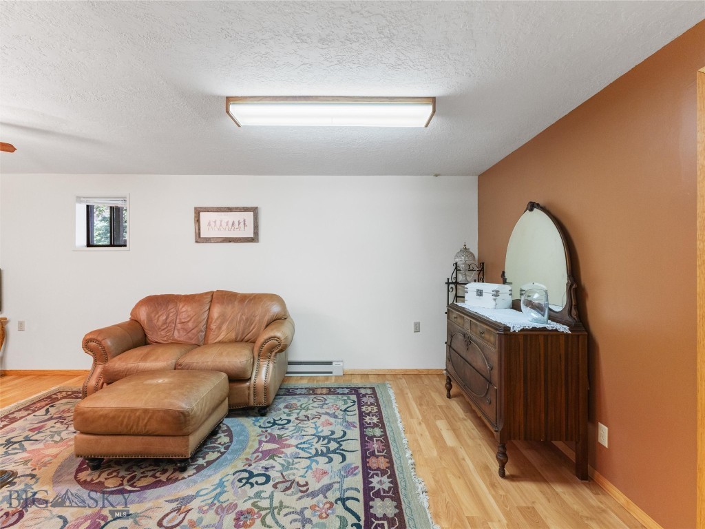 101 E Armitage Street