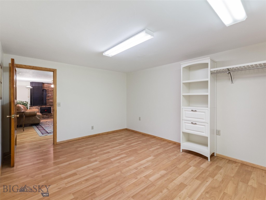 101 E Armitage Street