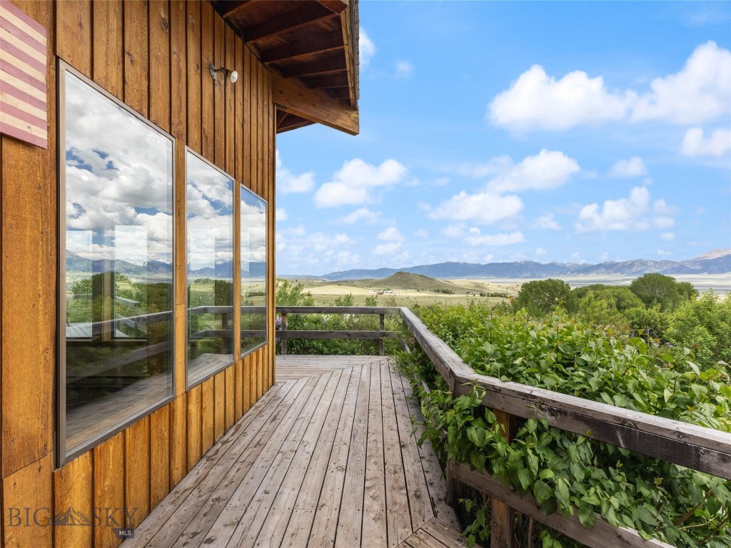 106 Two Bumps Loop E