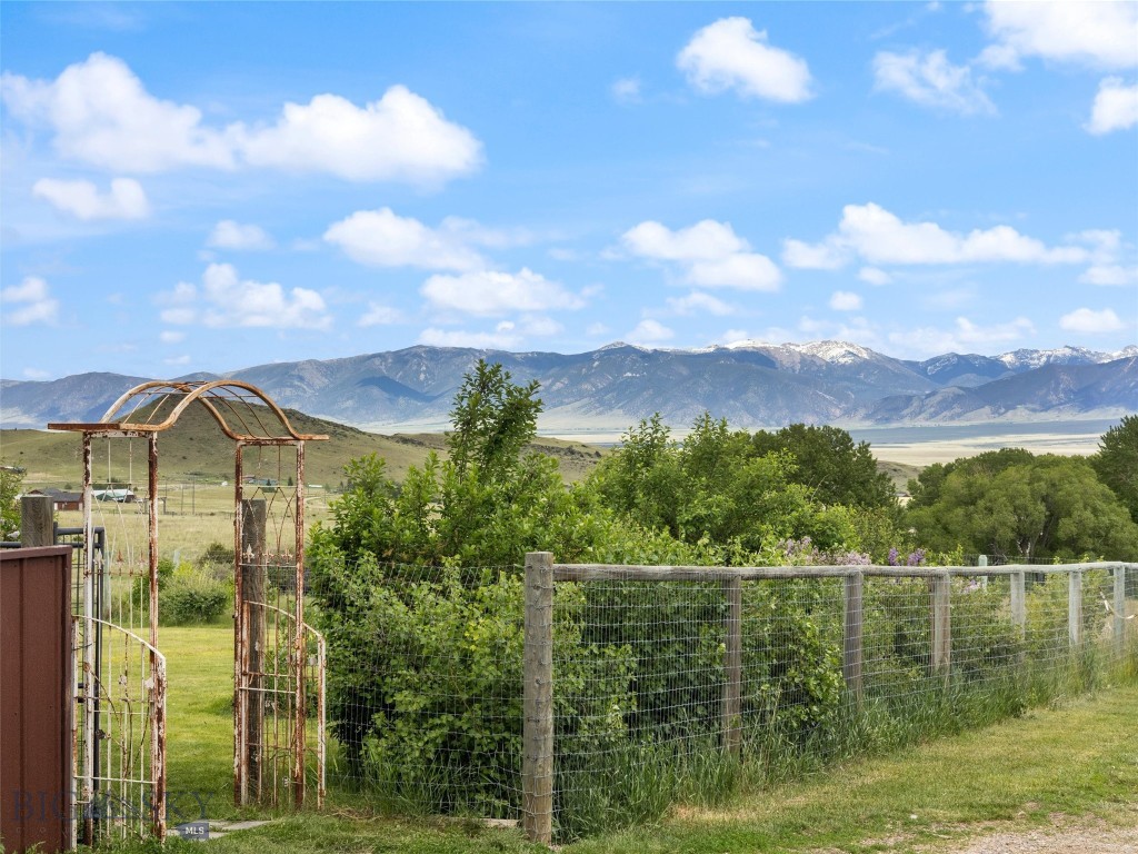 106 Two Bumps Loop E