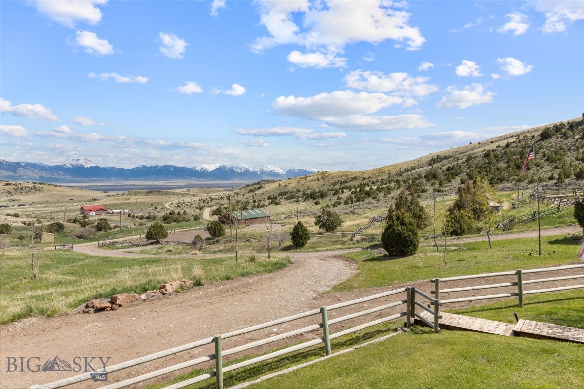 107 Dry Creek Trail
