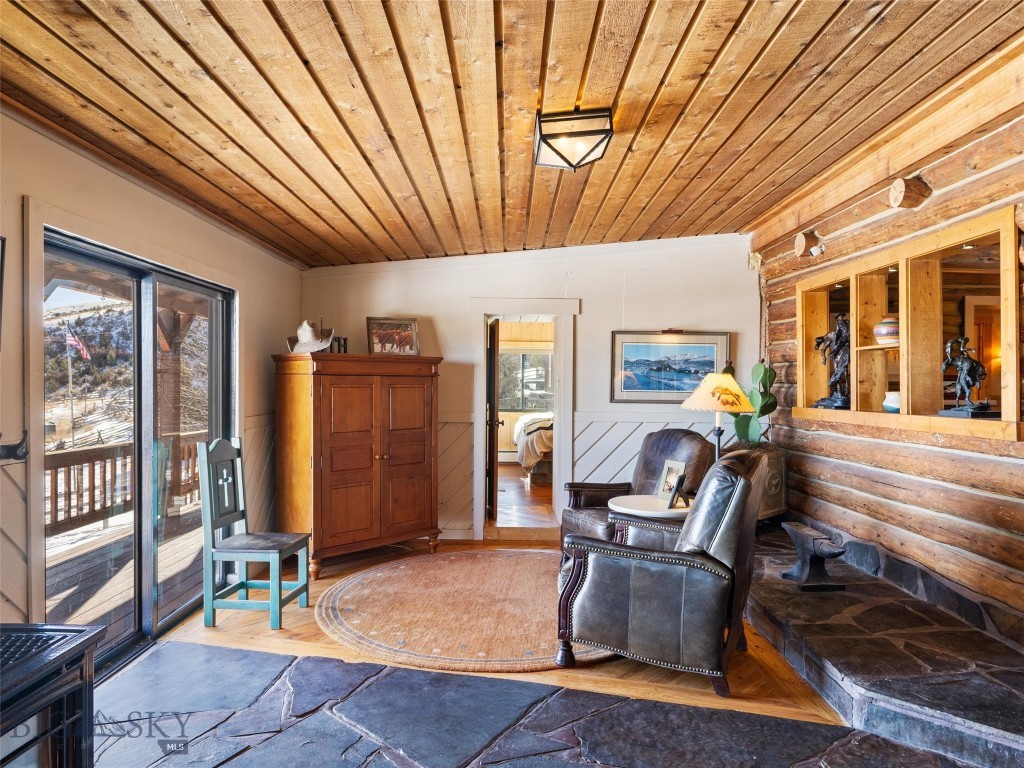 107 Dry Creek Trail