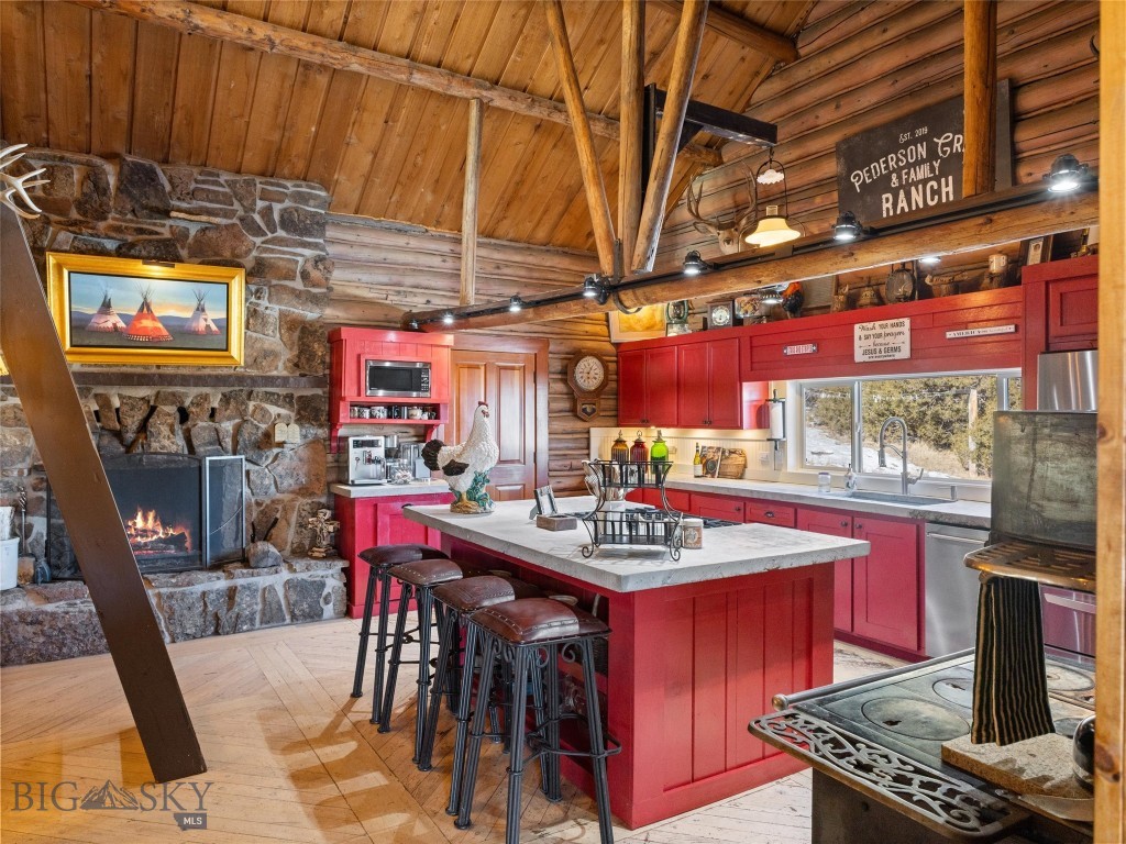 107 Dry Creek Trail