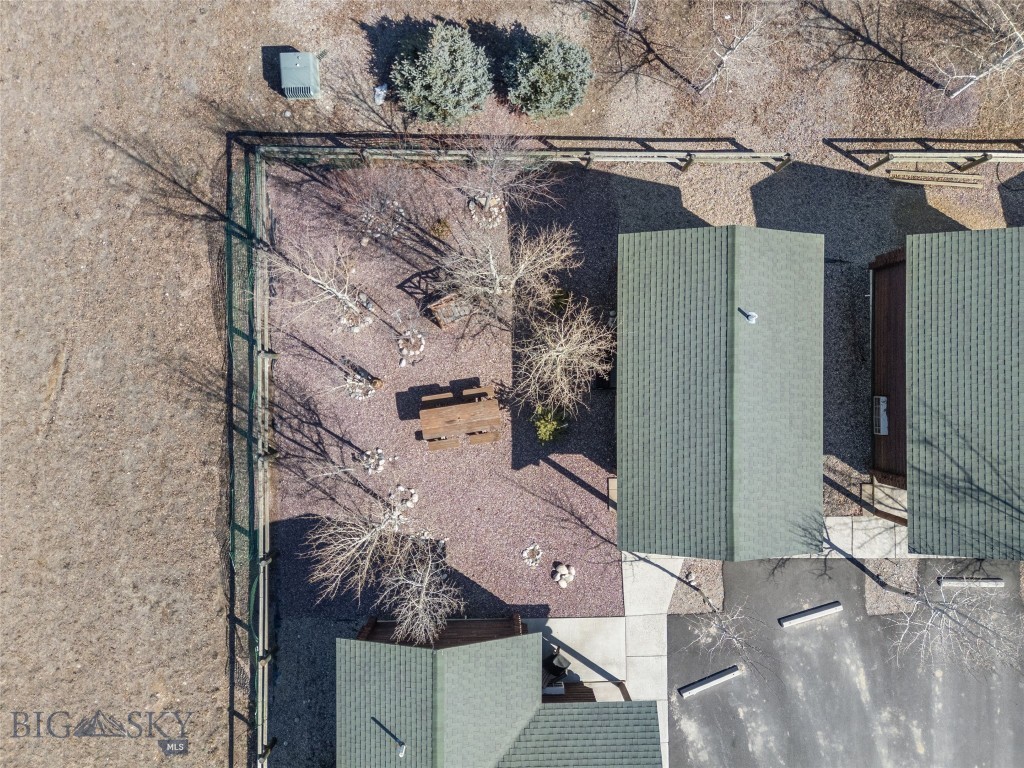 701 Bauer Lane 6
