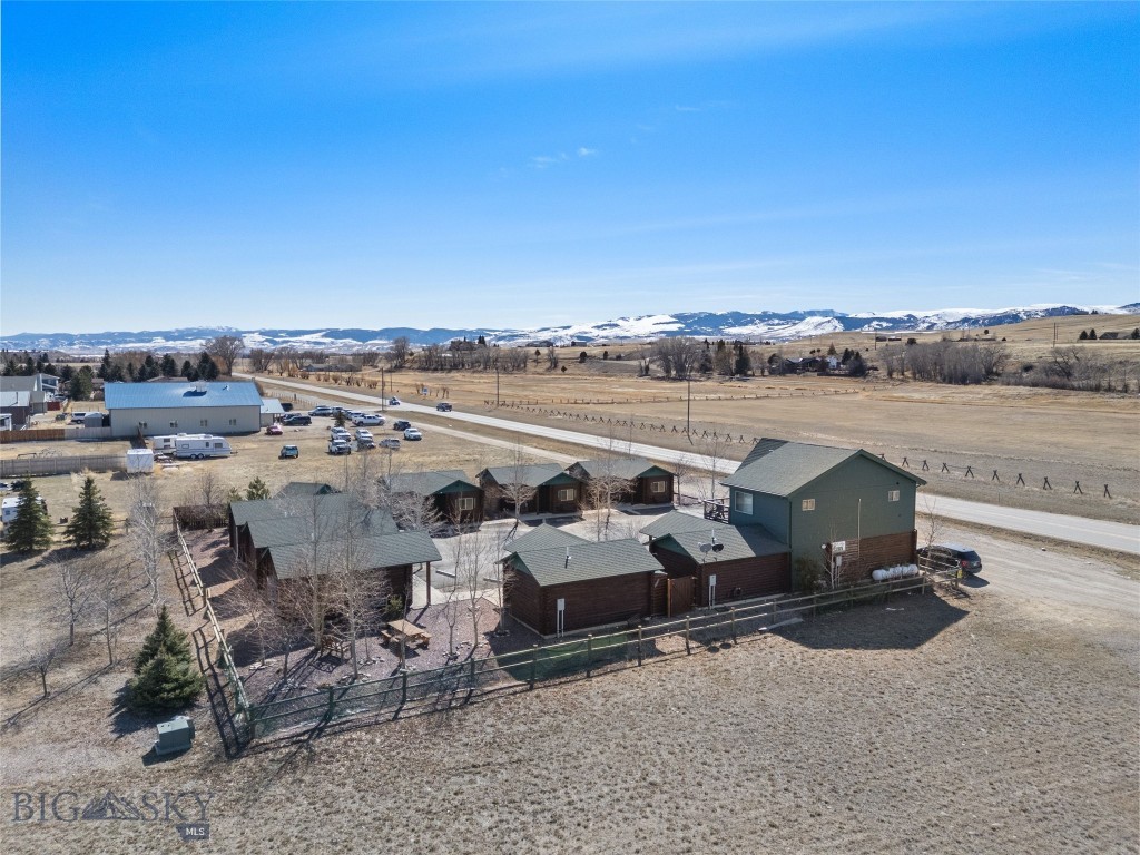 701 Bauer Lane 6