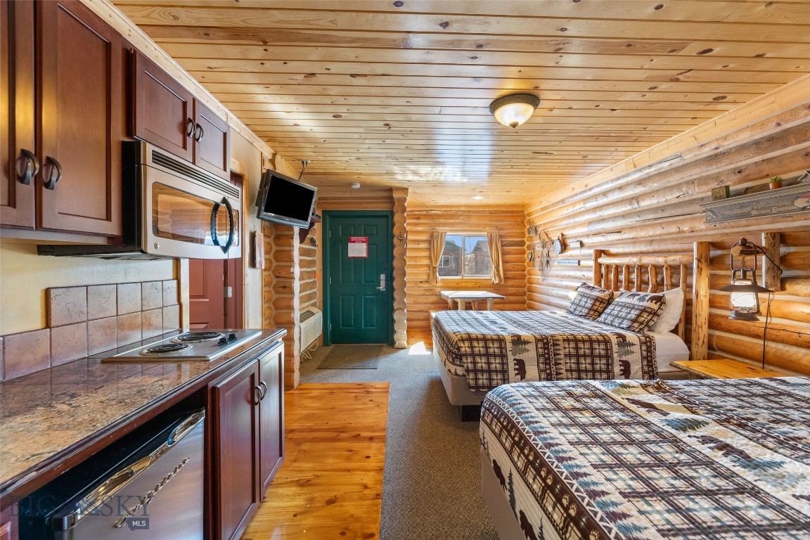 701 Bauer Lane 7