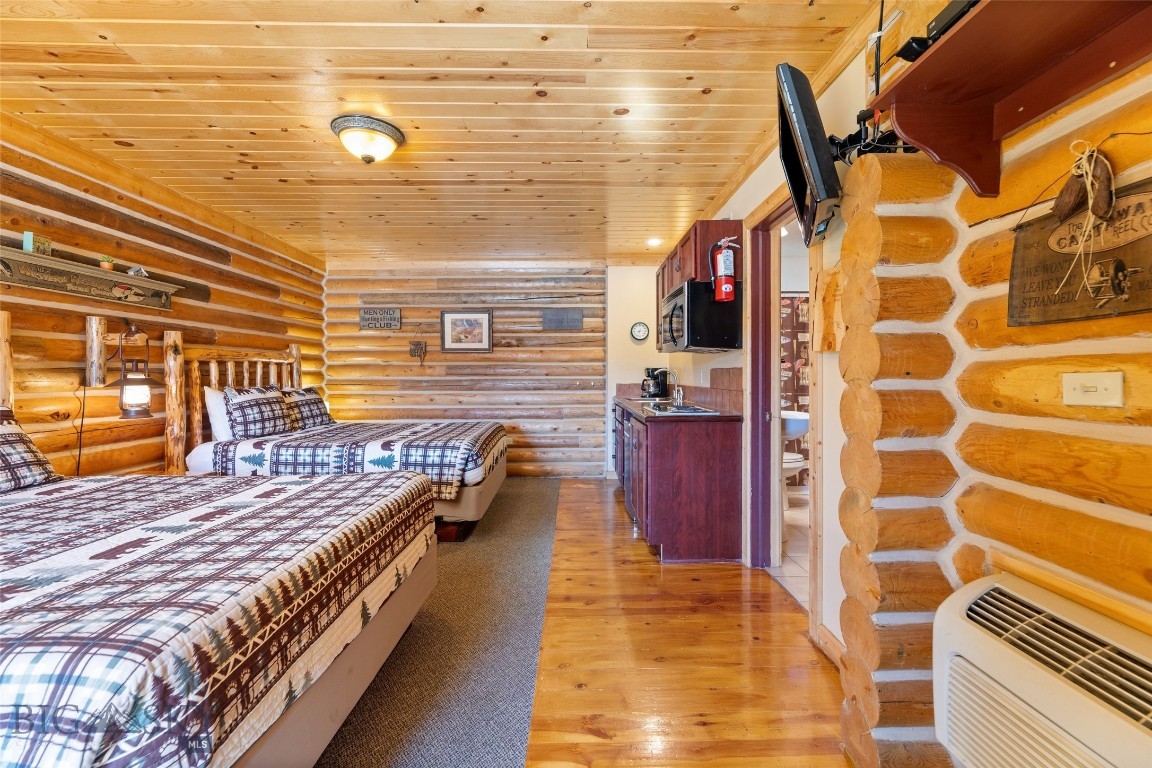 701 Bauer Lane 7