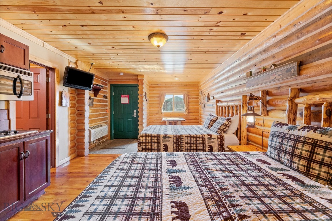 701 Bauer Lane 7