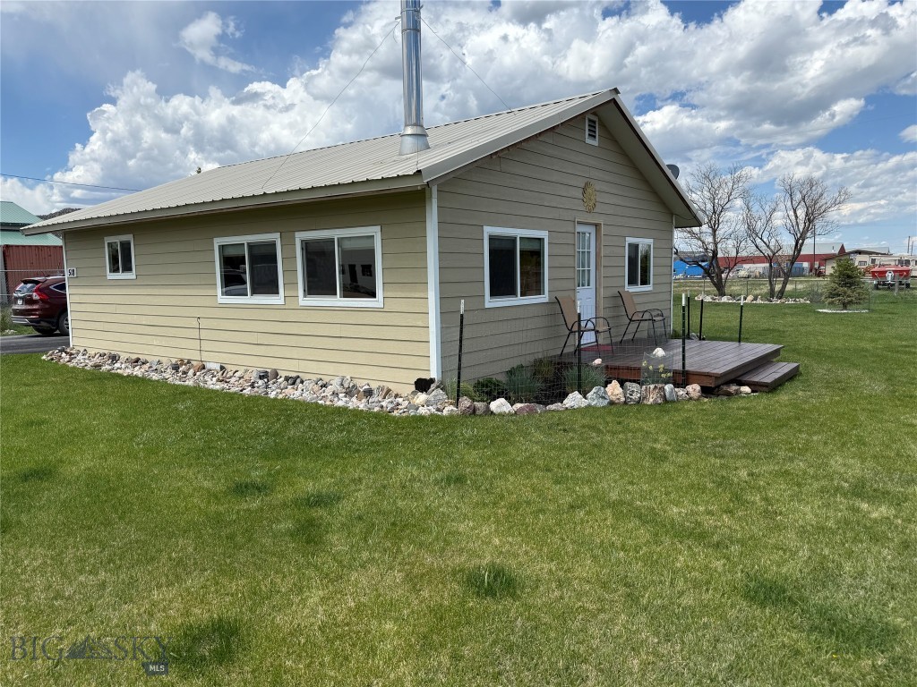 518 W Ennis